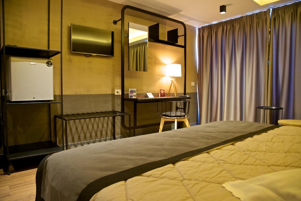 Adonis City Hotel Patras Exterior foto