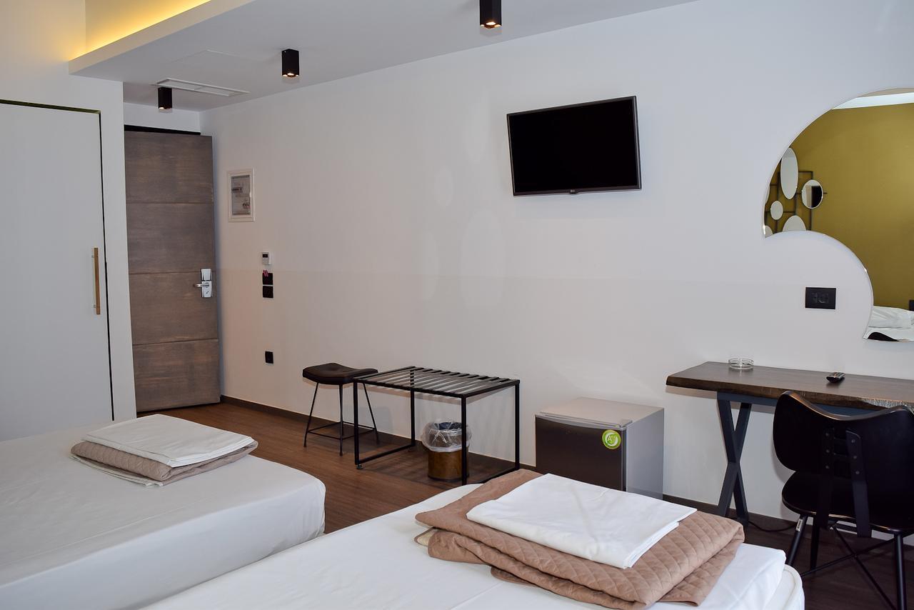 Adonis City Hotel Patras Exterior foto